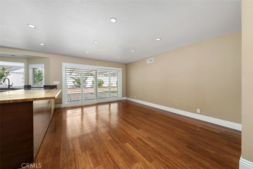 21281 Calle Recreo, Lake Forest CA 92630 - Photo 10
