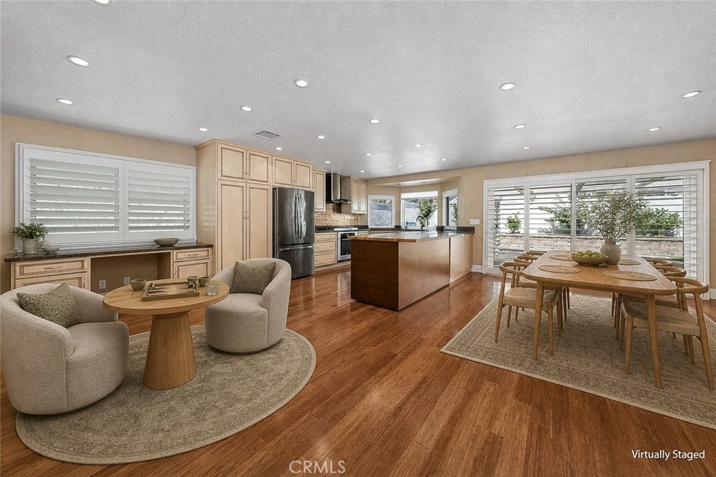 21281 Calle Recreo, Lake Forest CA 92630 - Photo 8
