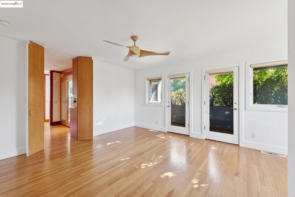 UPPER ROCKRIDGE - Residential