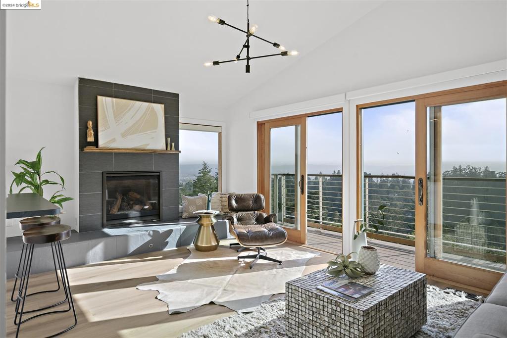 LOWER MONTCLAIR - Residential