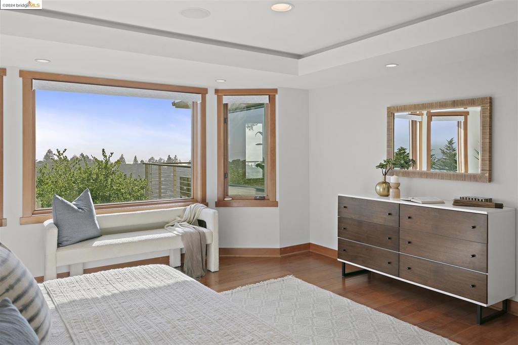 LOWER MONTCLAIR - Residential