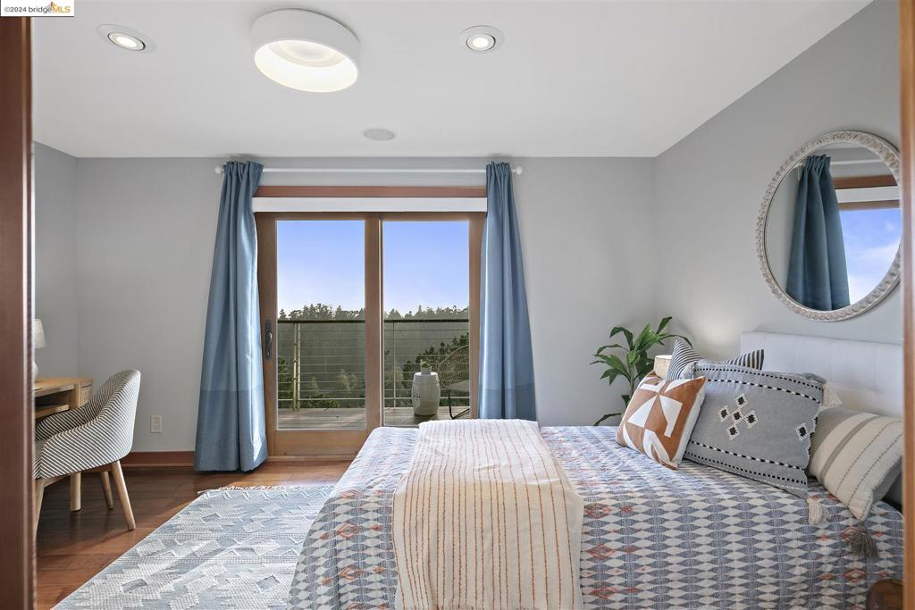 LOWER MONTCLAIR - Residential