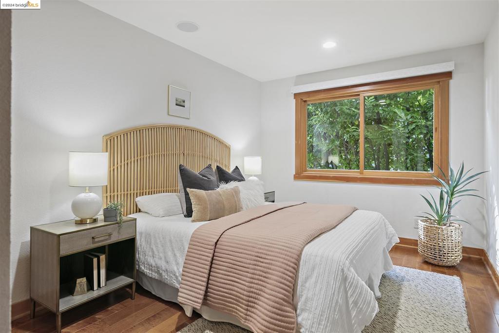 LOWER MONTCLAIR - Residential