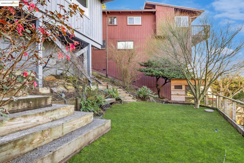 MONTCLAIR - Residential