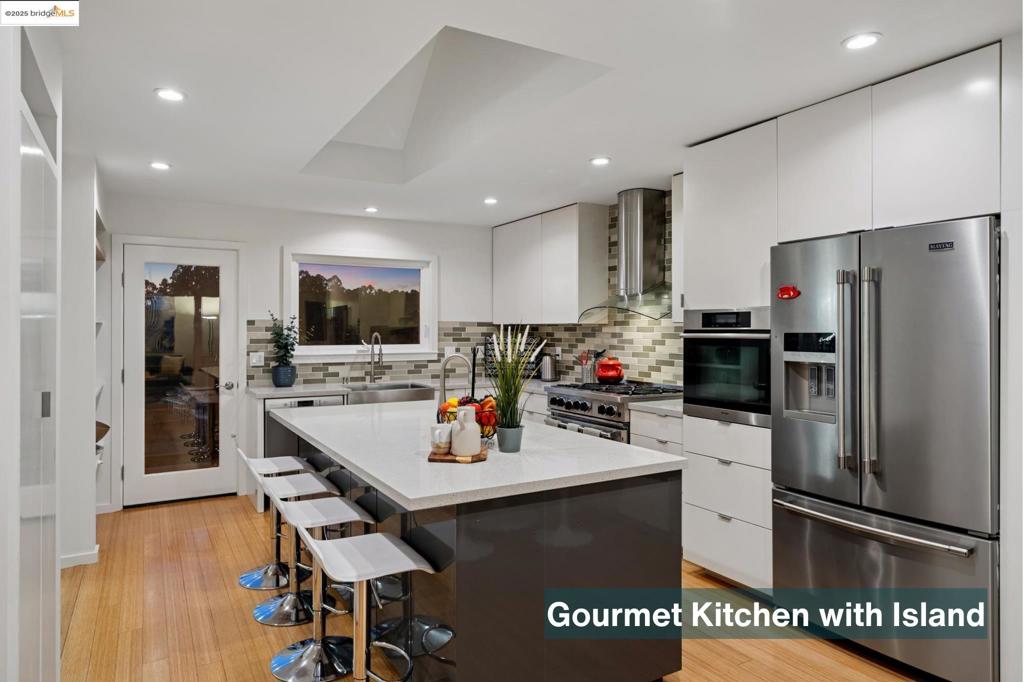 MONTCLAIR - Residential