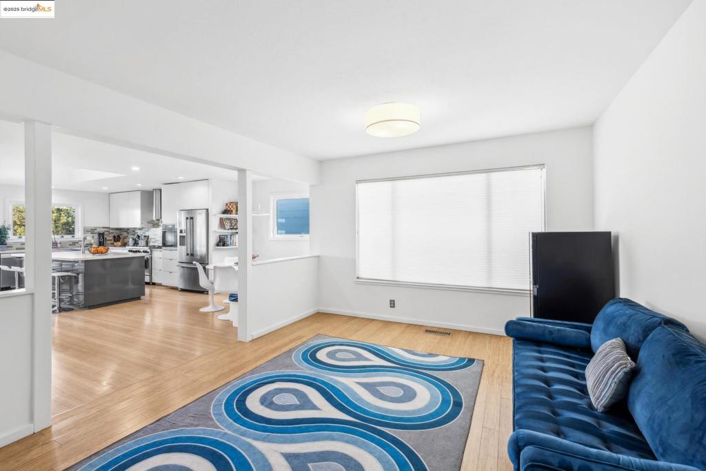 MONTCLAIR - Residential