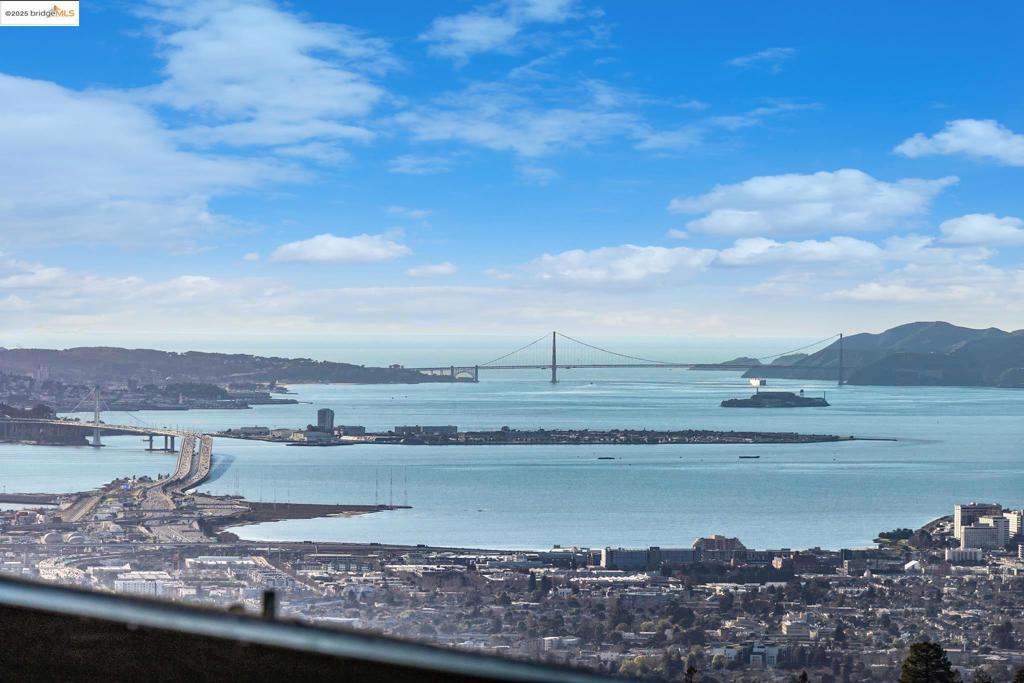 MONTCLAIR - Residential