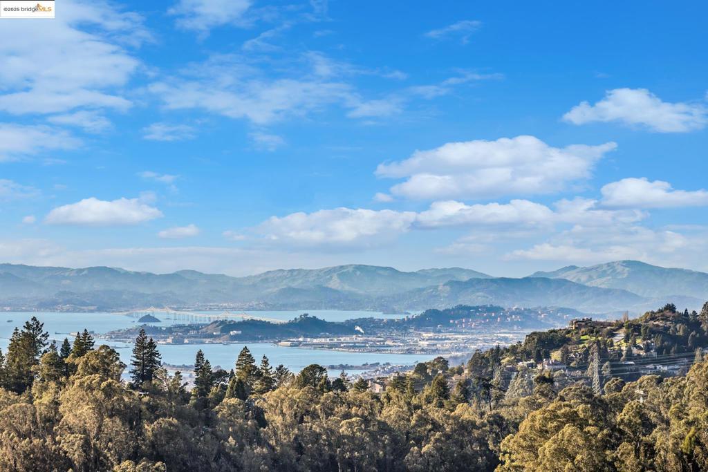 MONTCLAIR - Residential