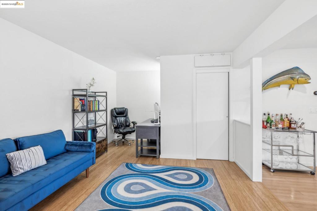 MONTCLAIR - Residential