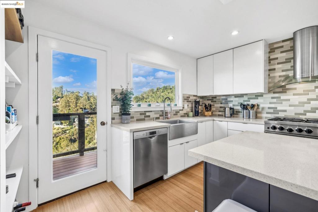 MONTCLAIR - Residential