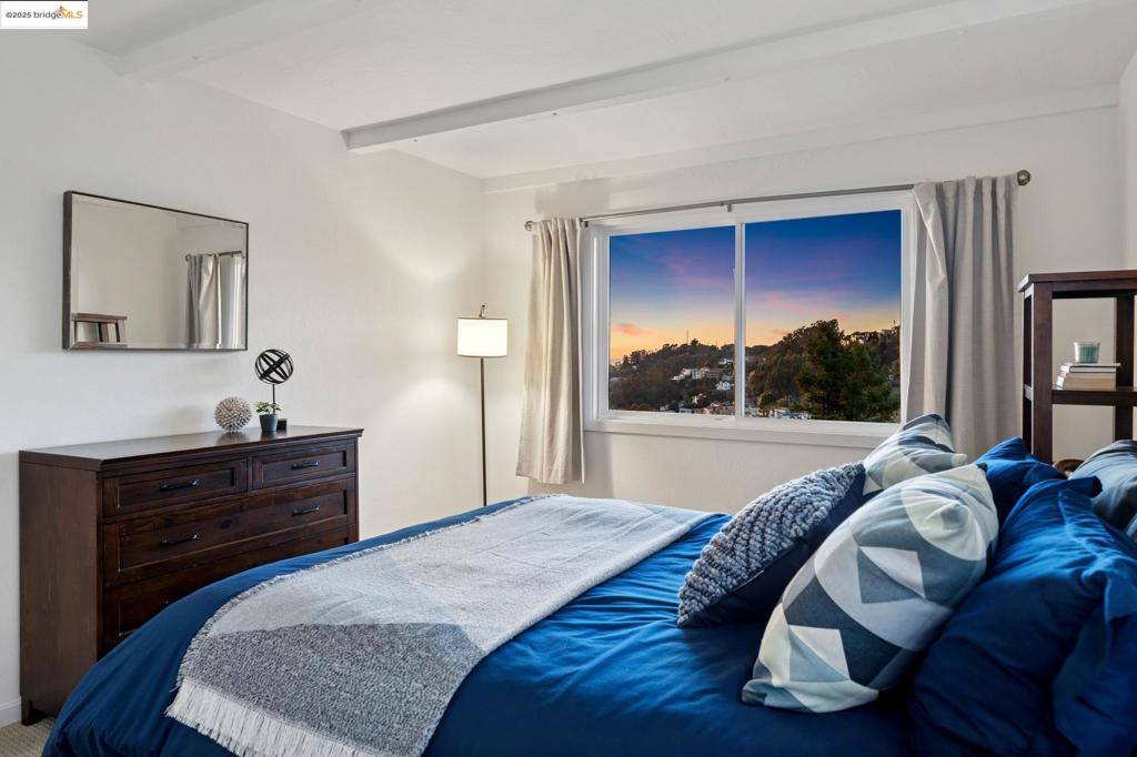 MONTCLAIR - Residential