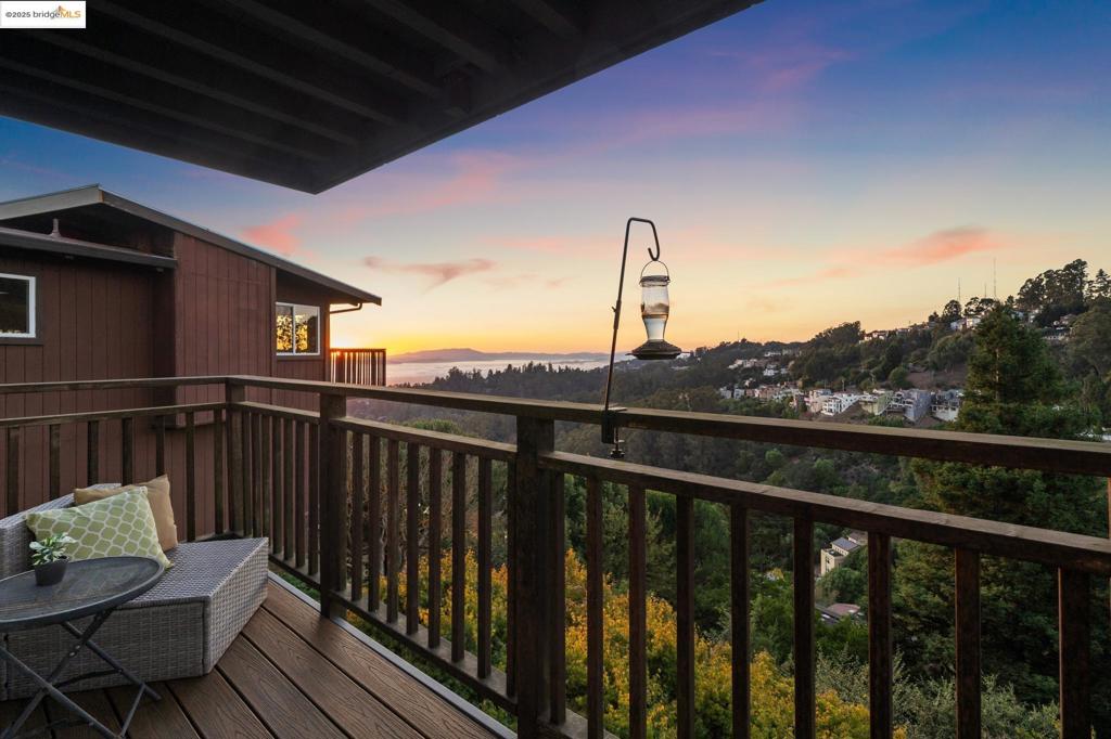 MONTCLAIR - Residential