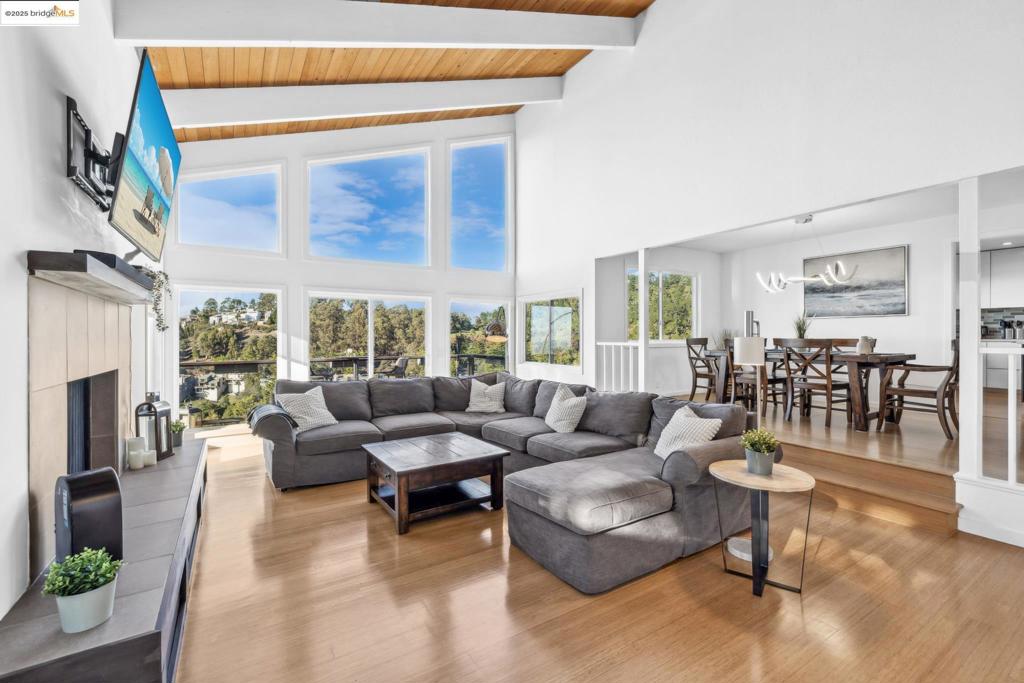 MONTCLAIR - Residential