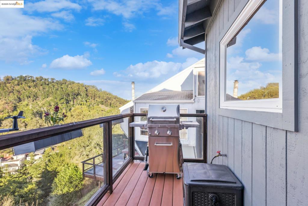 MONTCLAIR - Residential