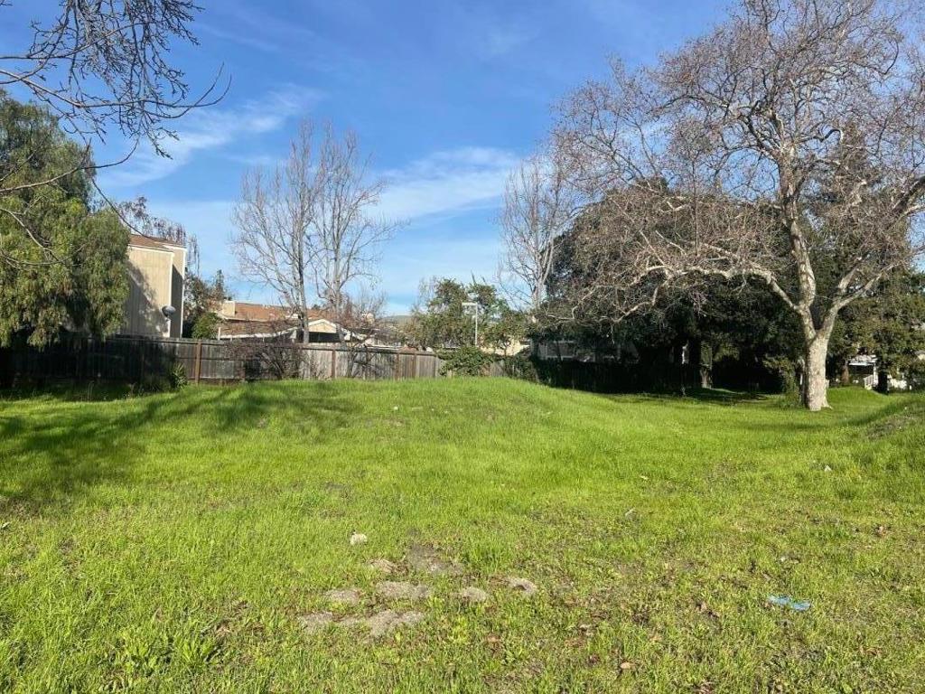 28538 Huntwood Avenue