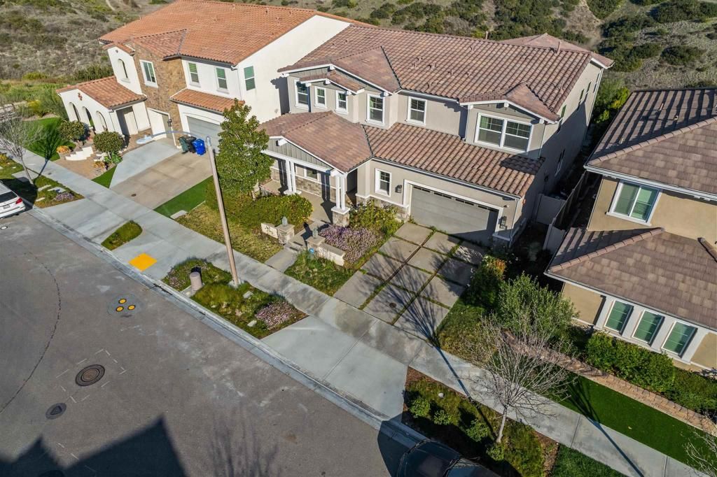 listing image 130721490569030986378