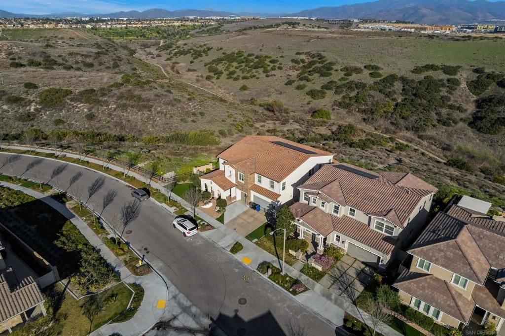 listing image 130722942794602775114
