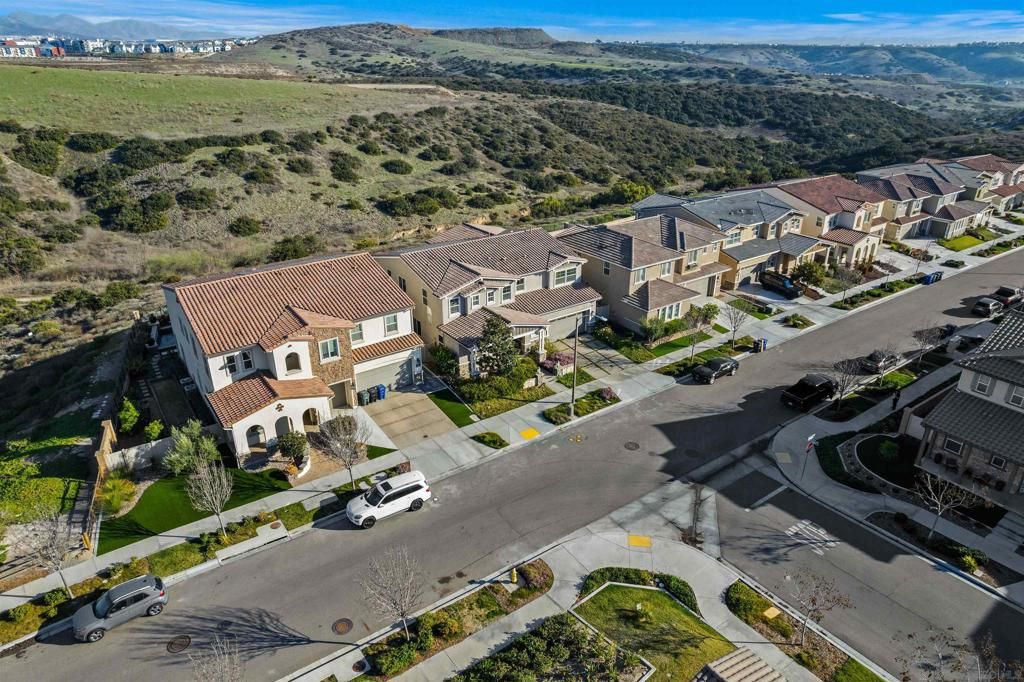 listing image 130728736867038321216