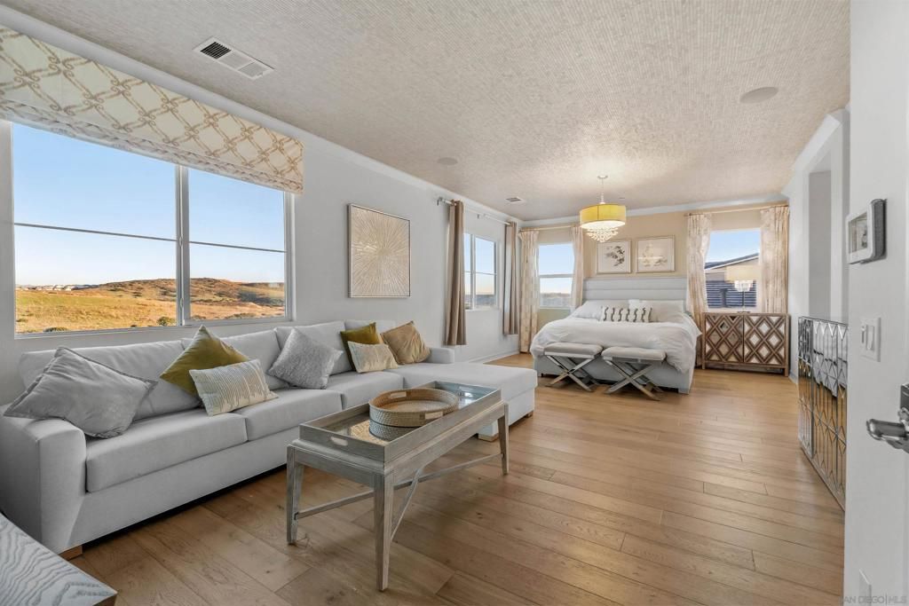 listing image 130720593828628301573