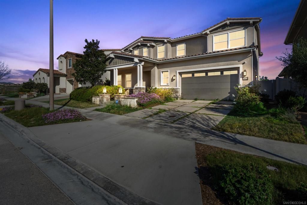 listing image 130727125880236902313