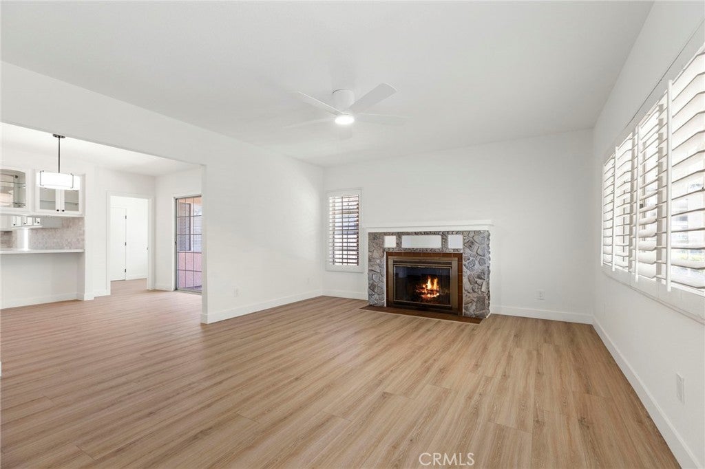 621 E Myrtle