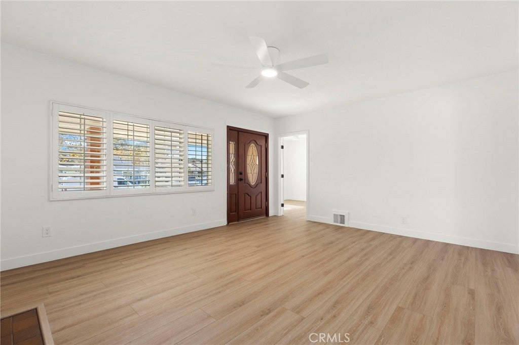 621 E Myrtle