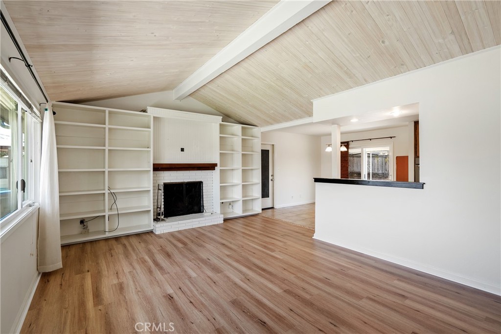 733 Manzanita Drive