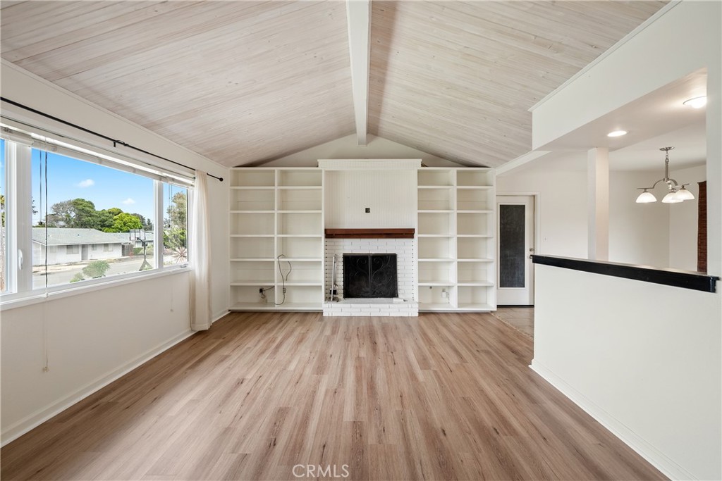 733 Manzanita Drive