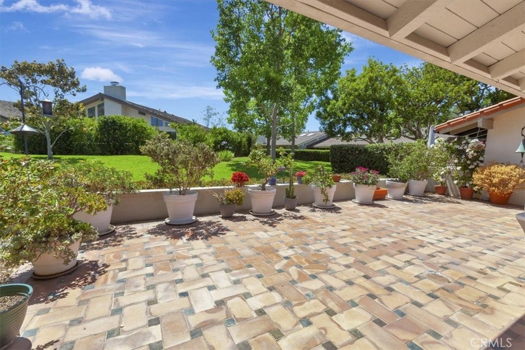 537 Vista Grande, Newport Beach CA 92660 - Photo 33