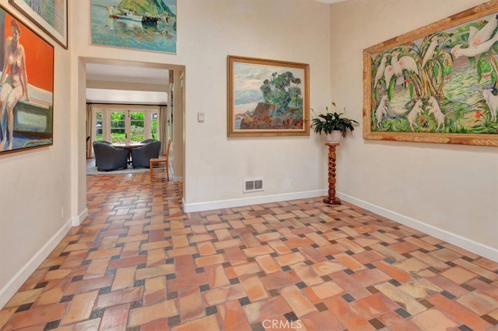 537 Vista Grande, Newport Beach CA 92660 - Photo 12