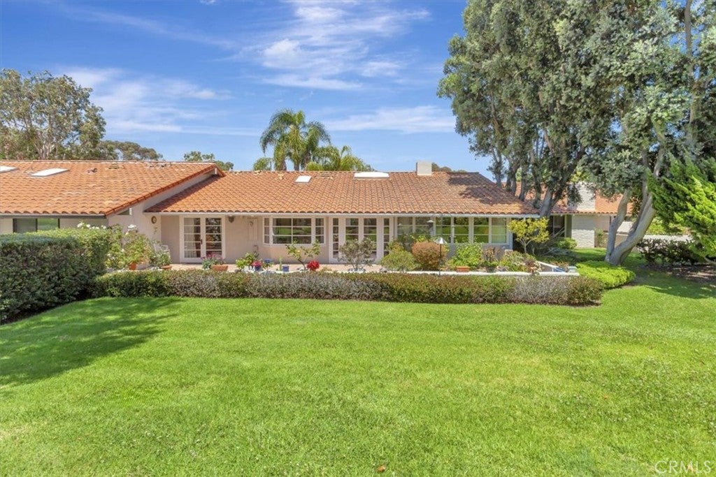 537 Vista Grande, Newport Beach CA 92660 - Photo 39
