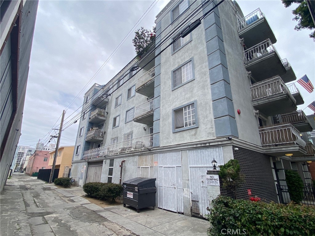518 E 4th Street