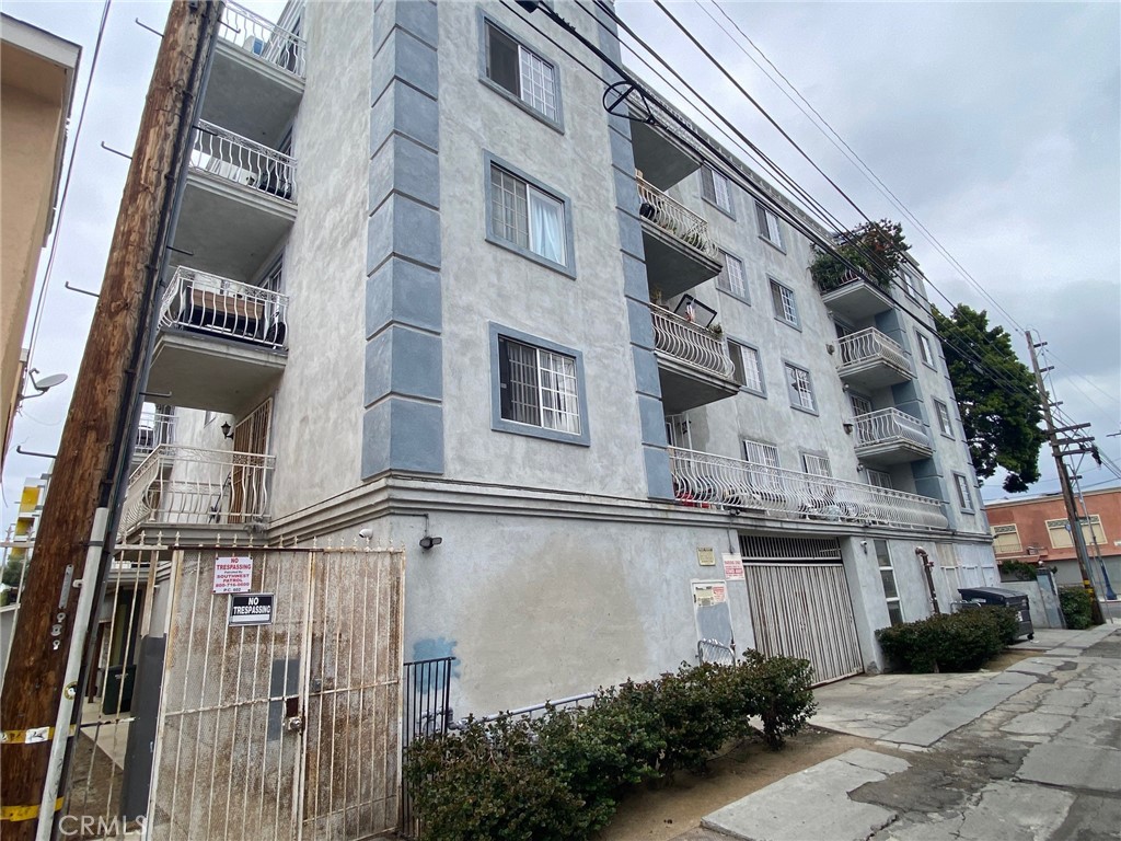 518 E 4th Street