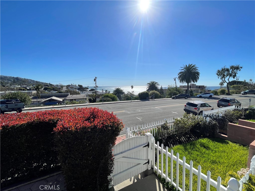 206 Cliff Drive