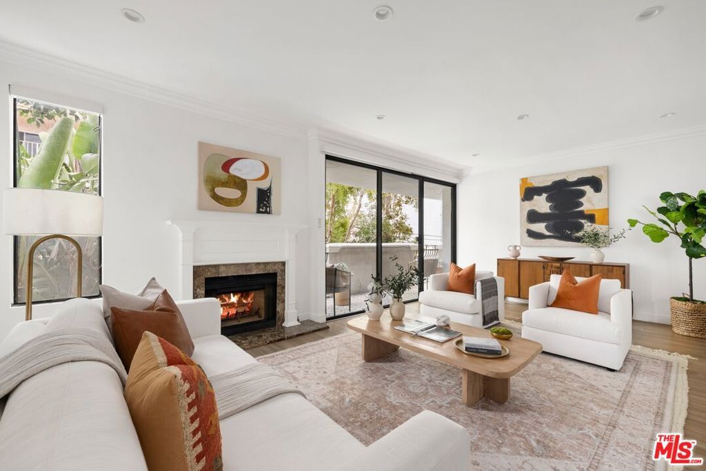 Photo of 1630 S Bentley Avenue #202, Los Angeles, CA 90025 (MLS # 25587209)