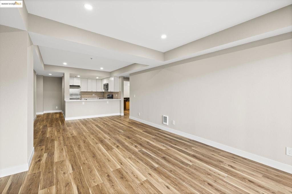 CIVIC CENTER - Residential