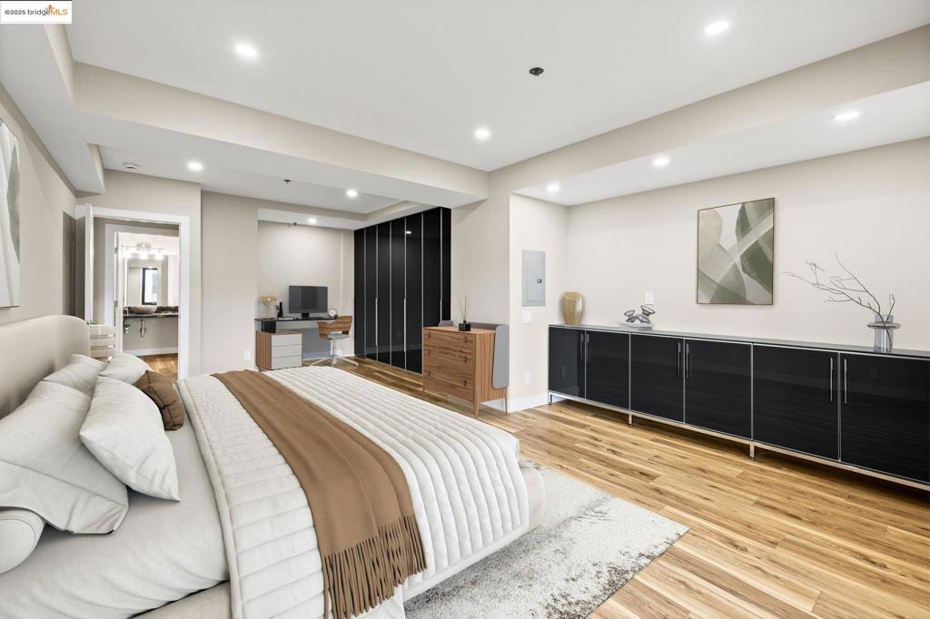 CIVIC CENTER - Residential