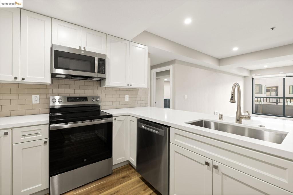 CIVIC CENTER - Residential