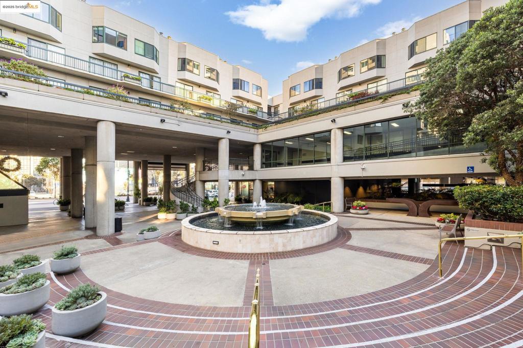 CIVIC CENTER - Residential