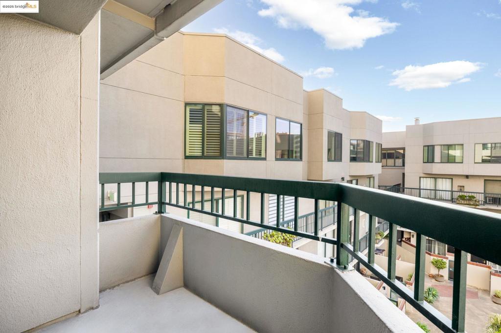 CIVIC CENTER - Residential