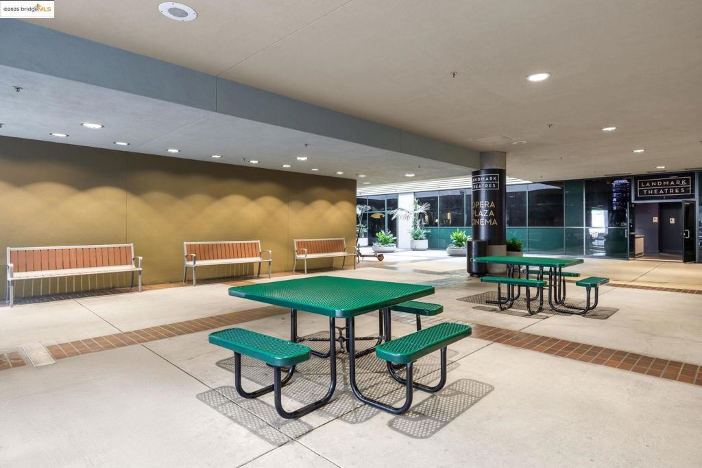 CIVIC CENTER - Residential