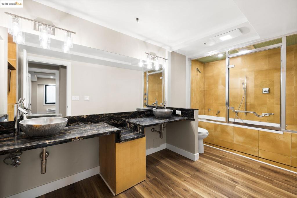 CIVIC CENTER - Residential