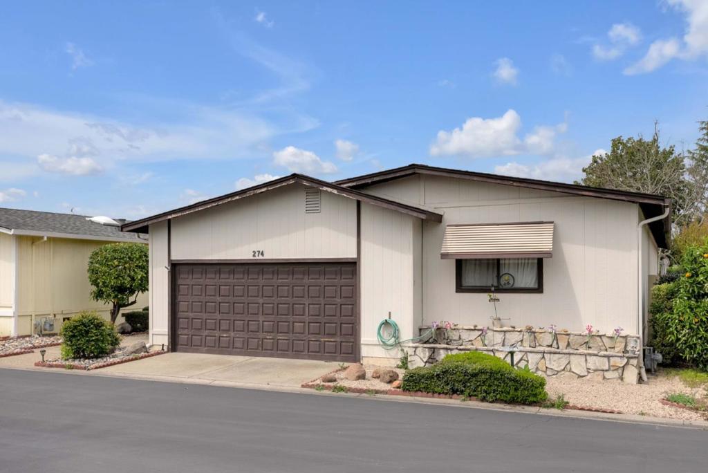 274 Cherry Court