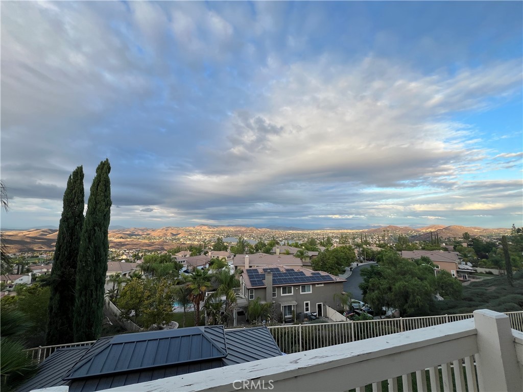 Stunning Tuscany Hills Home with Panoramic Views
This beautiful 4-bedroom, 3-car garage home is located on one of the highest streets in the highly desirable Tuscany Hills community, offering some of the most breathtaking views in the area.
The property is equipped with solar for energy efficiency and features a recently remodeled kitchen that is both modern and functional. The backyard provides a balance of a grassy area and a spacious concrete patio—perfect for relaxing, entertaining, or simply enjoying the sweeping views of Canyon Lake and the surrounding hills.
Tuscany Hills residents enjoy resort-style amenities including a community pool, spa, volleyball courts, basketball courts, tennis courts, and more. Outdoor enthusiasts will appreciate the nearby hiking and biking trails, and families will love the convenience of having an elementary school just minutes away.
With its elevated location, upgraded features, and access to premier community amenities, this home offers the best of Canyon Lake living.