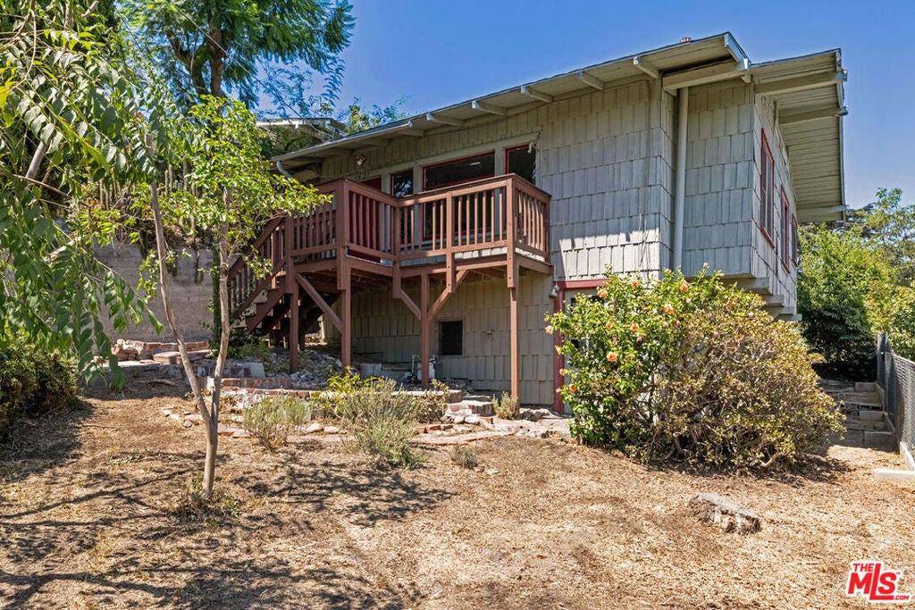 1627 Fargo Street, Los Angeles CA 90026