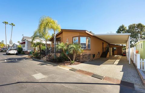 Photo of 7311 San Luis St St, Carlsbad, CA 92011 (MLS # 260006208SD)