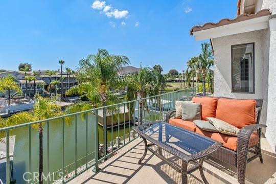 30181 Swan Point