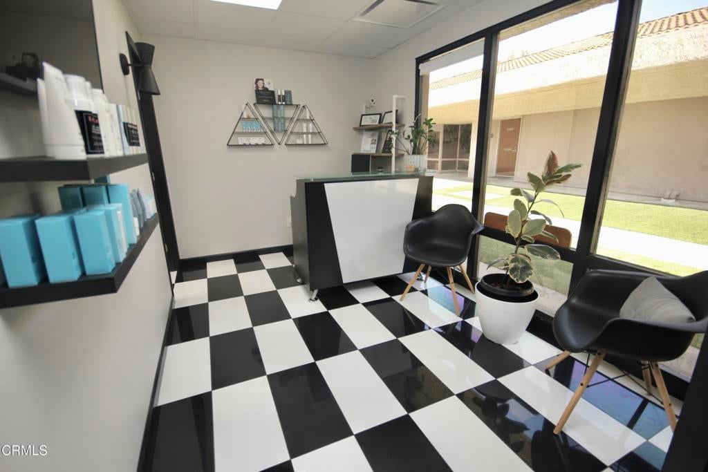 484 Mobil Avenue 35