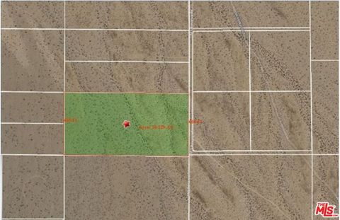 Photo of 0 0467-221-10-0000, Helendale, CA 92342 (MLS # 25605959)