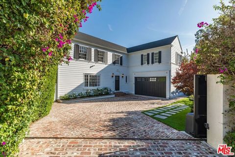 Photo of 1248 N Wetherly Drive, West Hollywood, CA 90069 (MLS # 26655695)